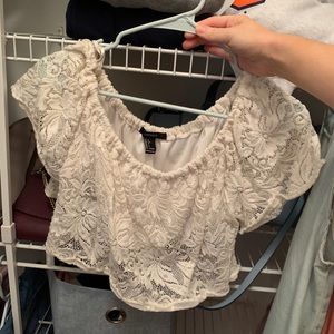 Off the shoulder lace blouse Forever 21